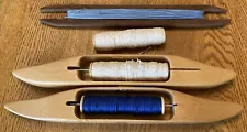 2 VINTAGE 11.5” NILUS LECLERC BOAT SHUTTLE WEAVING LOOM, 3 Bobbins