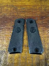 Reproduction Black Plastic Grips For Colt 1911 Government Models. W Colt Emblem