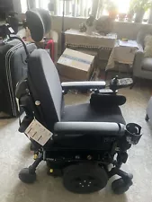 Quantum Q6 Edge Power Wheelchair