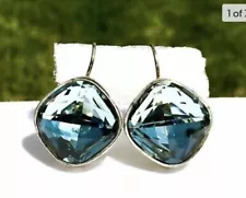 BRIGHTON VENUS RISING AQUA BLUE HUE SWAROVSKI CRYSTL SILVR WIRE EARRINGS VG✨VTG