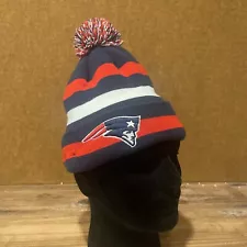 New Era New England Patriots NFL Unisex Pom Beanie Knit Hat One Size Felt Lined