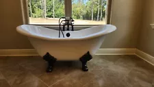 Kingston Brass Aqua Eden 61"Cast Iron Clawfoot Tub Oil Rubbed Bronze Feet