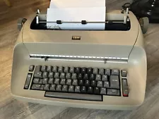 ðRare - Hard Find Vintage IBM Selectric I Typewriter With Dust Cover ð