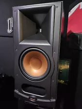 Vintage Klipsch RB-75's Bookshelf Speakers. Great Condition.