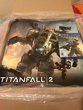 Titanfall 2 Vanguard SRS Collectors Edition with Helmet and game