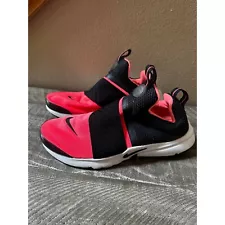 Nike Presto Extreme kids size 6 youthShoes Sneaker Slip On Pink Black