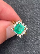 18ct gold diamond natural emerald cluster ring