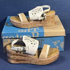 OTBT Women’s Hippie Slingback Platform White Wedge Sandals Sz 6.5 New in Box