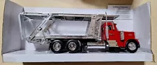 Chevrolet Corvette C5 Peterbilt car hauler 8118 Diecast And Plastic