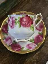 Royal Albert Tea Cup & Saucer OLD ENGLISH ROSE Pattern Hampton Shape Vintage