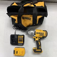 DEWALT DCF900 20V 1/2inch Impact Wrench With 5ah Battery/Charger/Bag