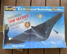 Revell 4577 Stealth B-2 Advanced Technology Bomber Model Kit 1:72 Scale 1987