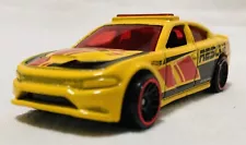 Hot Wheels '15 Dodge Charger SRT #228/250 - 2021 H W Rescue 7/10 used Yellow