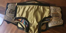 Pro Wrestling Trunks Black & Gold Side Sz. 34-36 (Large)