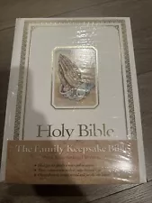 The Family Keepsake Bible New International Version