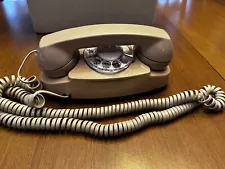 Vintage Princess Phone, beige, rare Dial up ,906 area code, Upper P, Michigan