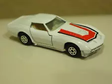 1972 Corvette Coupe opening doors Yatming