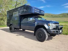 2019 EARTHROAMER XV-LTS 4X4 DIESEL SUPER CLASS C RV MOTORHOME