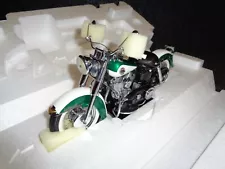 B11A027 Franklin Mint Harley-Davidson 1958 DUOGLIDE MOTORCYCLE NEW 1:10 Scale