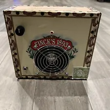 Cigar Box 9V Guitar Amplifier For Travel Amp