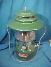 1972 COLEMAN Model 228F 195 Kerosene LANTERN GREEN Finish Extra CLEAN w BOX