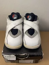 (2013) JORDAN 8 RETRO (TD) Bugs Bunny Size 4C