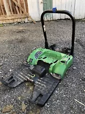 John Deere 2210 compact utility tractor ROPS rollbar fenders & footrest pan!