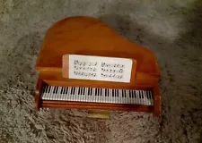 Sale SHACKMAN Baby Grand Piano for Doll Houses