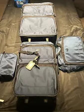 luggage set 4 piece ( Slightly Used)