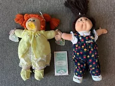 vintage cabbage patch kid doll lot Black Sig Flower Overalls Redhead Papers Paci