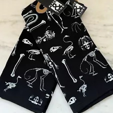 Black White Skeleton Skulls Halloween Kitchen Dish Hand Tea Towels Set of 2 NWT