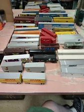 New ListingHO Scale Freight Yard Shipping Containers And Cars JUNK LOT More Read