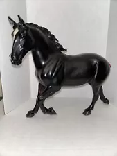 Breyer Priefert Hitch's Kong Black Percheron Mare #1477