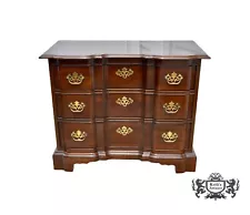 Vintage Drexel Traditional Style Mahogany Block Front Bachelor's Chest