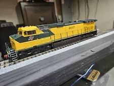 Scaletrains Rivet Counter CNW Dash-9 DCC and Sound Ho Scale #8647