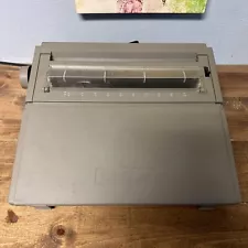 Brother GX-7000 Portable Electric Correcting Typewriter Works Well