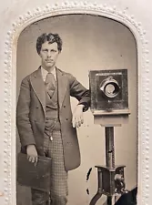 VERY RARE 1/6 PLATE TINTYPE - OCCUPATIONAL PHOTOGRAPHER & CAMERA+ PLATE HOLDER