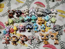 Littlest Pet Shop LPS lot (37 pets, 26 accessories, coloring books, play set)