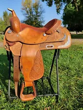 Used 15.5" Circle Y Park And Trail Saddle Made In 1994