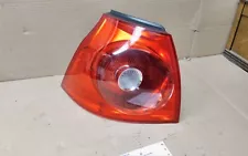 2007 VOLKSWAGEN RABBIT 2DR QUARTER MOUNTED LEFT SIDE Tail Light