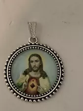 *BIG SALE* LG. SACRED HEART OF JESUS CRYSTAL-DOME CAMEO PENDANT 25mm.silver