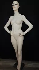 Adel ROOTSTEIN "WOMAN" Collection MANNEQUIN