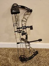 Brand New Xpedition MX-16 Compound Bow. Fully Loaded