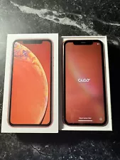 Apple iPhone XR - 64 GB - Coral (Straight Talk)