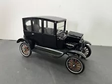 C1 Ford Model T Sedan Custom car vintage Built model McM 1/25