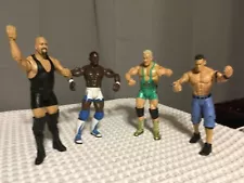 Wrestling WWE Figures collectible-preloved!! A