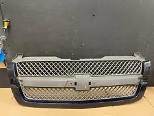 2003-2006 Chevrolet Silverado Front Upper Grill Grille OEM 9316G DG1 (For: 2005 Chevrolet Silverado 1500 SS)