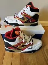 Reebok Pump Omni Zone II 2 White Black Red Men's Basketball Sneakers Size 10.5