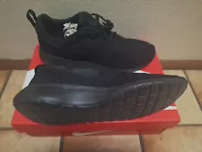 Size 10 men’s-Nike Roshe Run Triple Black (size 11.5 women’s)