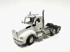 DCP / FIRST GEAR 1/64 SCALE T-880 KENWORTH DAY CAB, WHITE, GRAY ENGINE